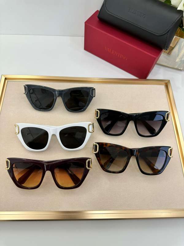 Picture of Valentino Sunglasses _SKUfw53548104fw